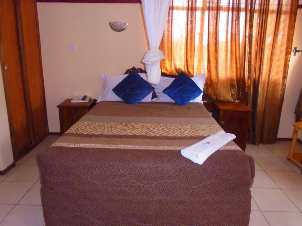 White Rose Lodge Livingstone Zimmer foto